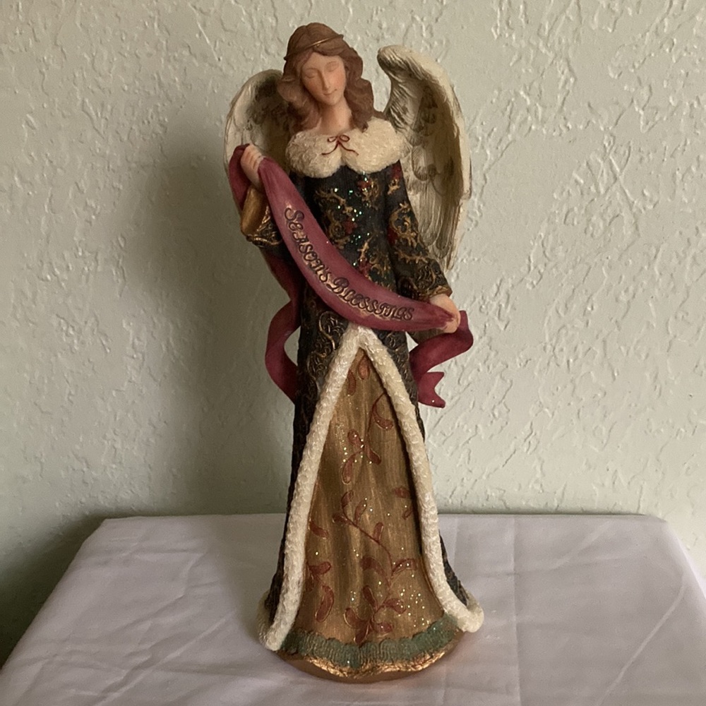 Symphony of Lights Angel Figurine - Old World  Music & Lights Up